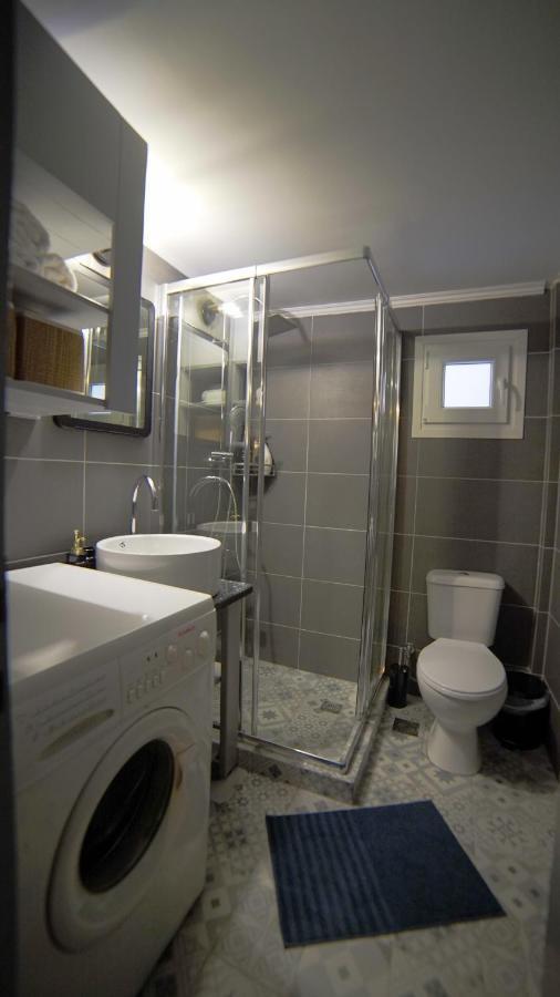 D16 Athens Apartment - 5' Mins To Petralona Metro Экстерьер фото