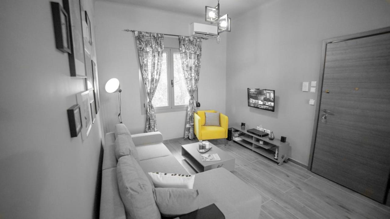 D16 Athens Apartment - 5' Mins To Petralona Metro Экстерьер фото
