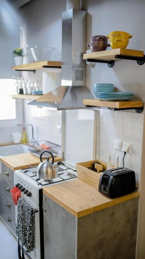 D16 Athens Apartment - 5' Mins To Petralona Metro Экстерьер фото